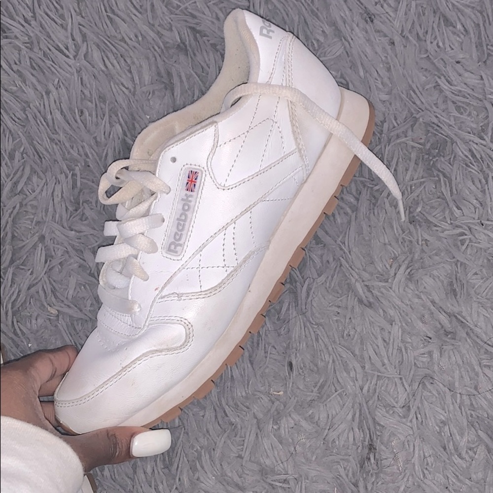 Reebook classic shoes!!